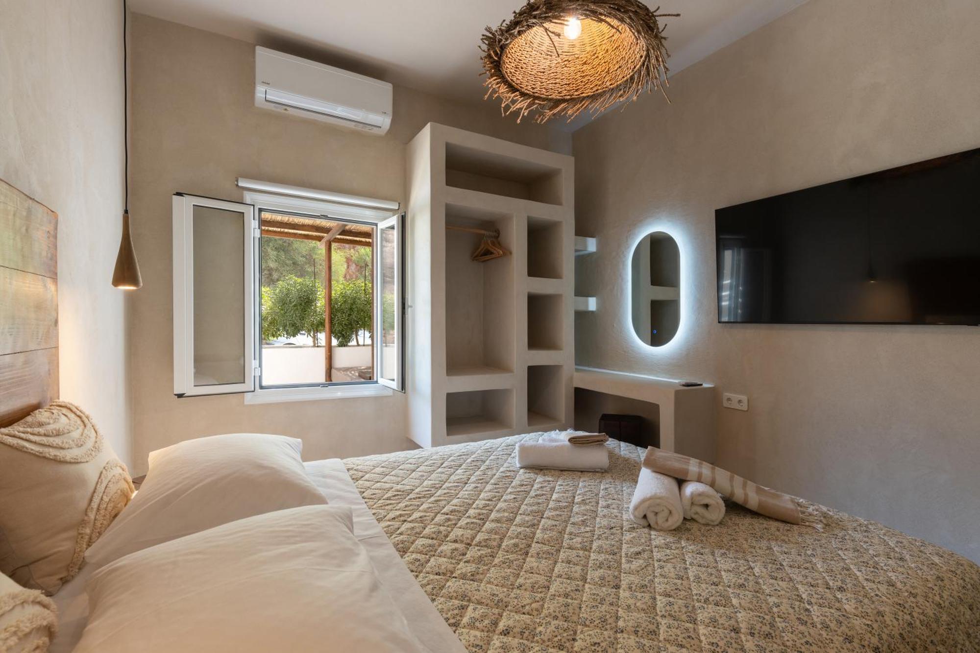 Krios Luxury Suites Krotiri ภายนอก รูปภาพ